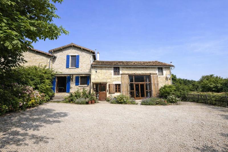 Longère - 288 m² - 13 pièces