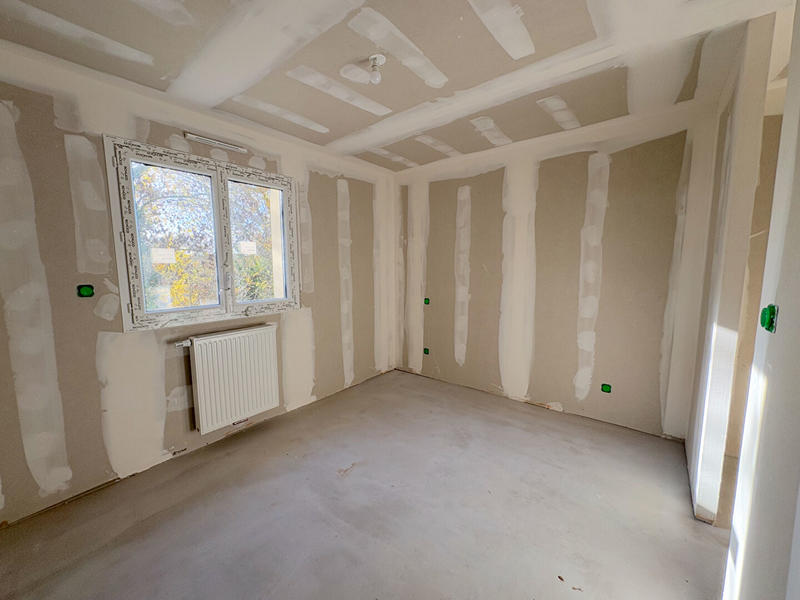 Maison - 92 m² - 5 pièces