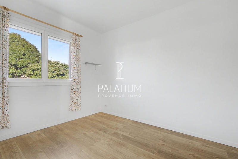 Maison - 96 m² - 5 pièces