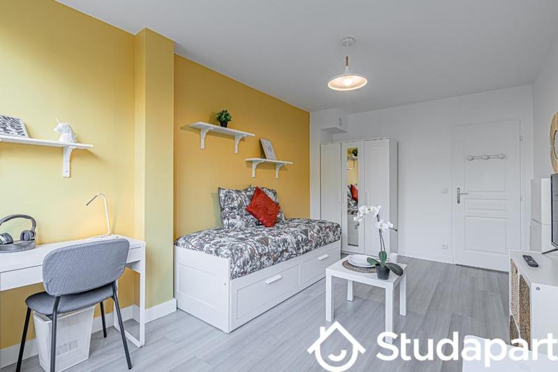 Chambre - 10 m² - 1 pièce