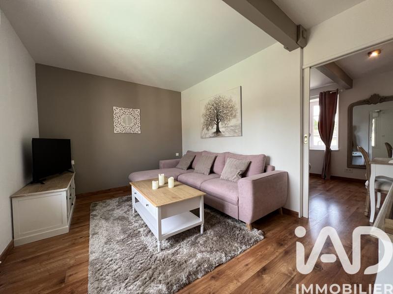 Maison - 335 m² - 12 pièces