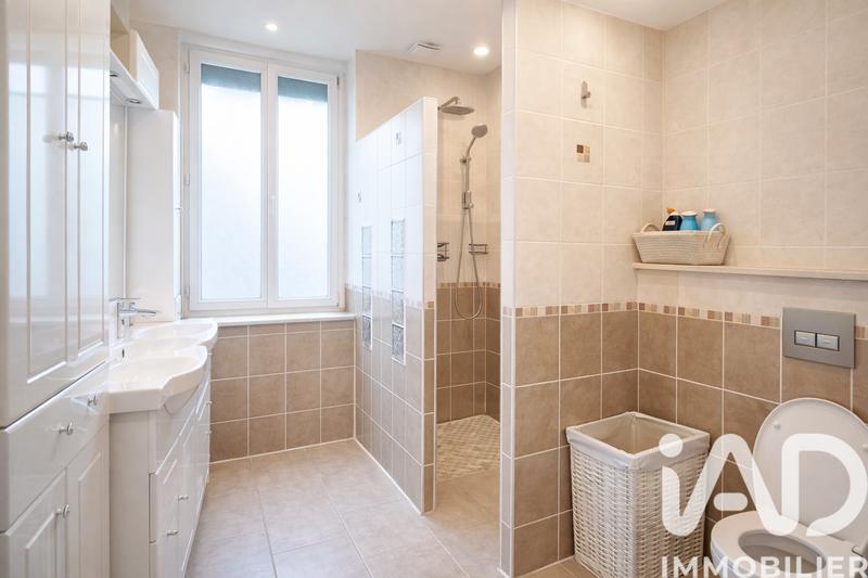 Maison de ville - 94 m² - 4 pièces