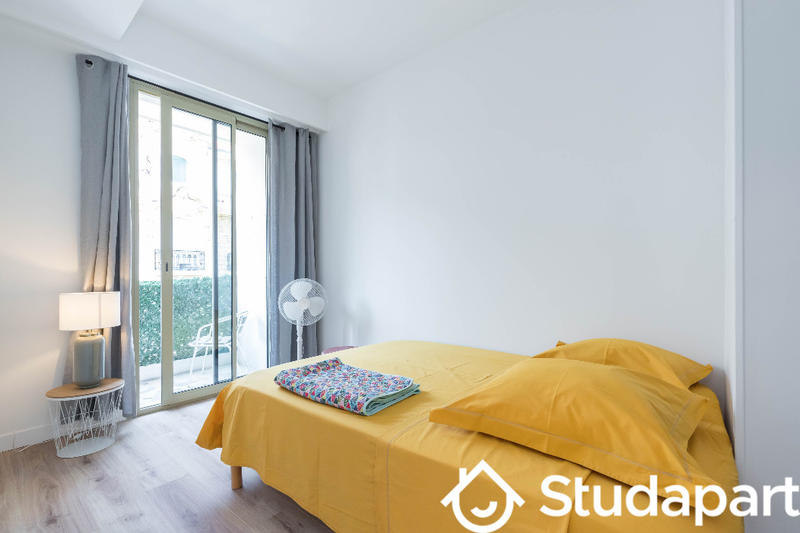 Chambre - 9 m² - 1 pièce