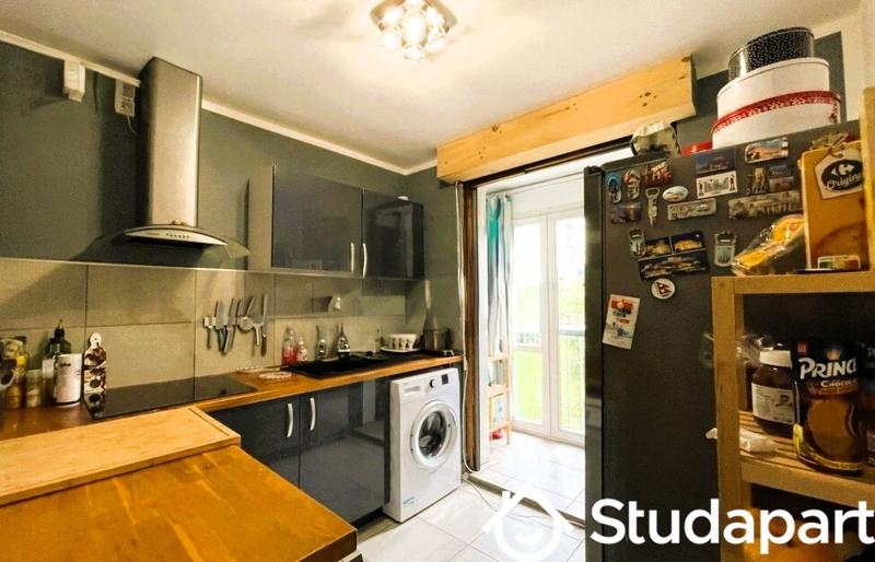 Chambre - 12 m² - 1 pièce