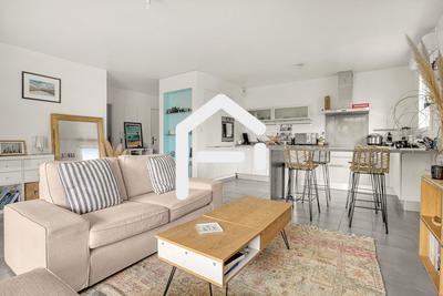 Appartement - 65 m² - 3 pièces