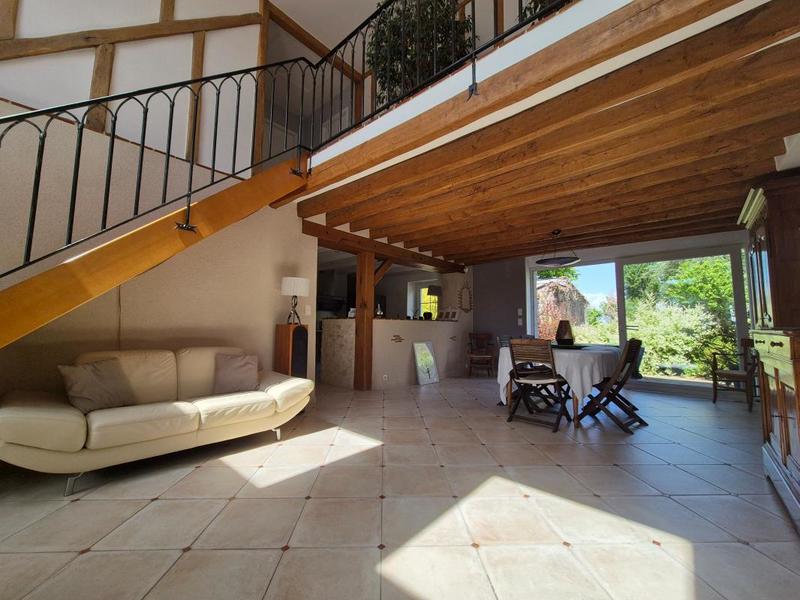 Maison - 136 m² - 6 pièces