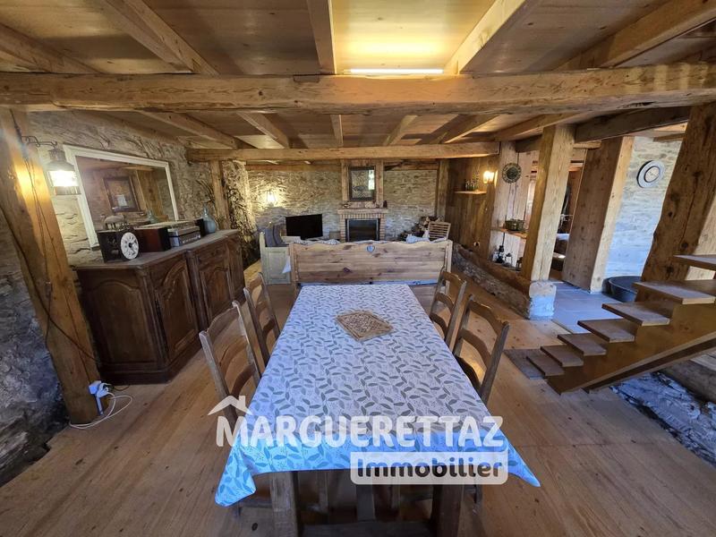 Ferme - 137 m² - 4 pièces