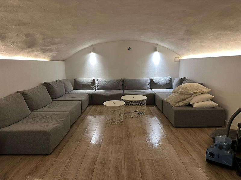 Chambre - 156 m² - 9 pièces