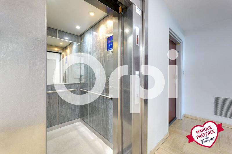 Appartement - 81 m² - 3 pièces