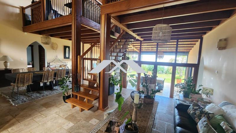 Villa - 169 m² - 6 pièces