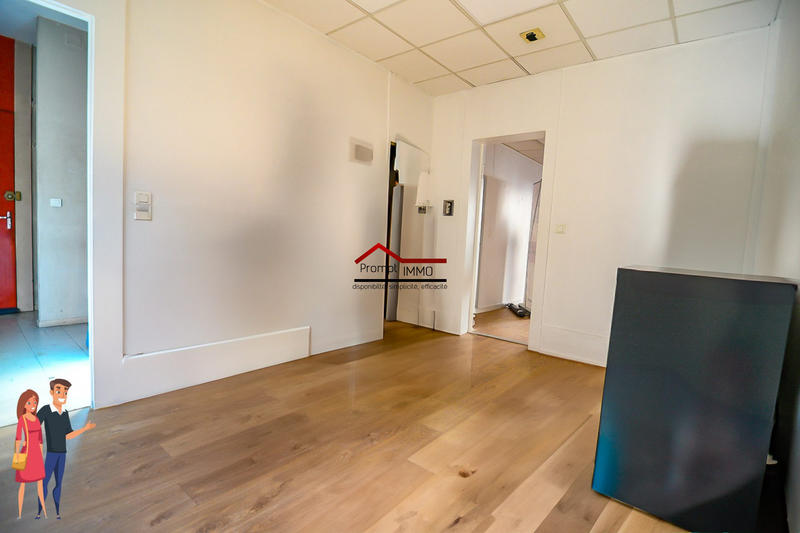 Bureau - 82 m² - 4 pièces