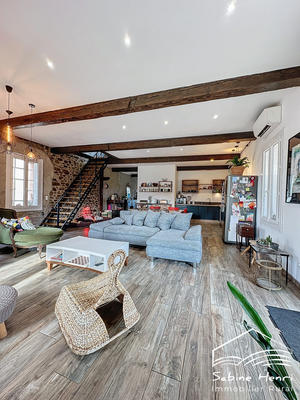 Maison - 750 m² - 22 pièces