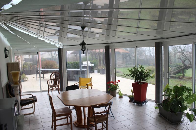 Maison - 252 m² - 8 pièces