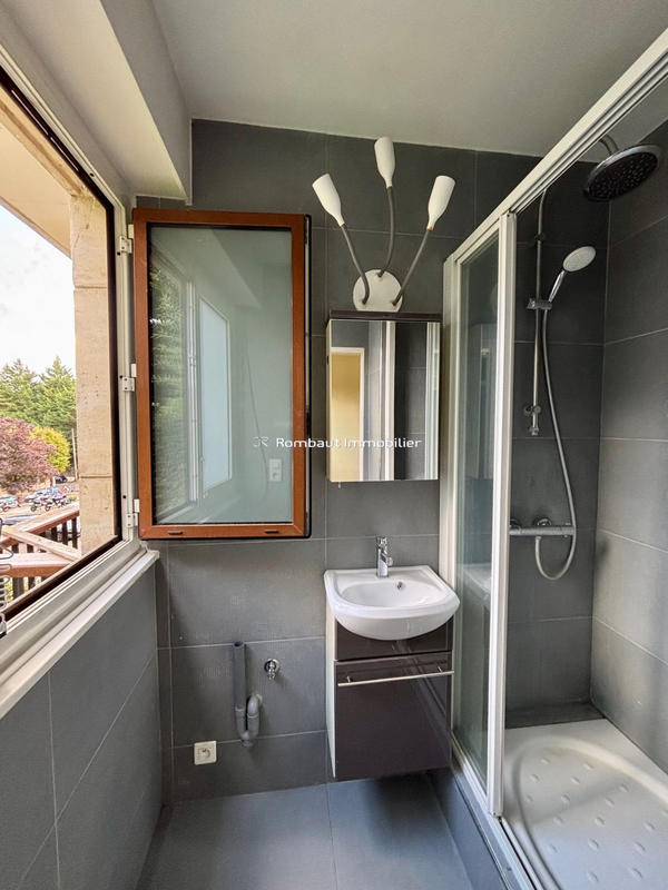 Appartement - 87 m² - 5 pièces