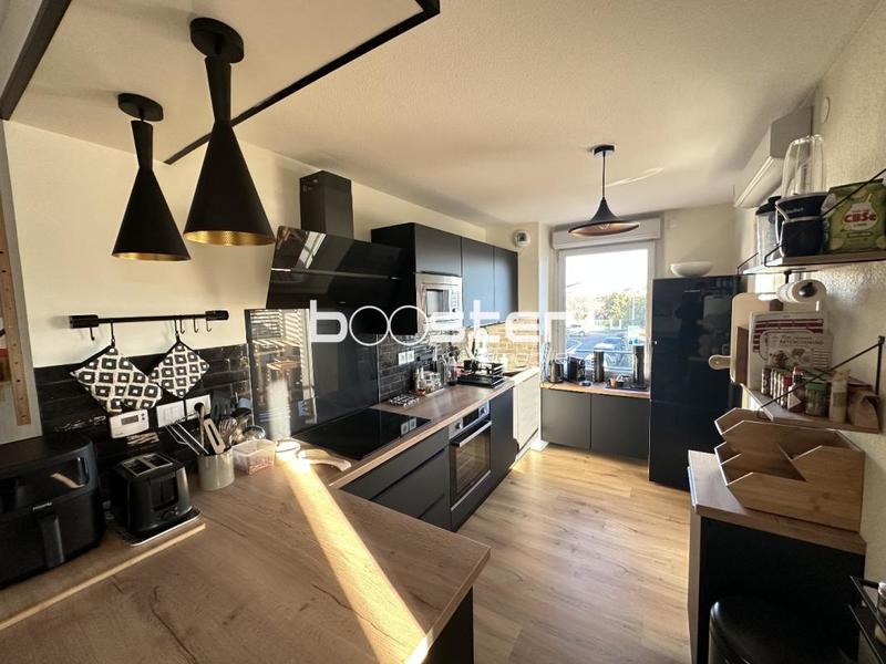 Appartement ancien - 87 m² - 4 pièces