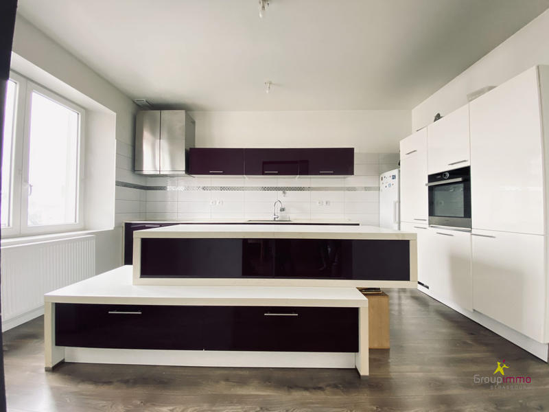 Appartement - 176 m² - 5 pièces