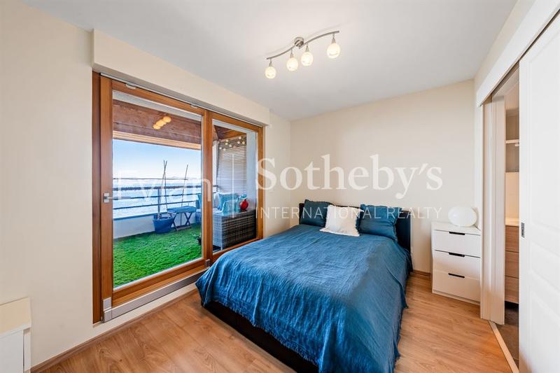 Appartement - 90 m² - 4 pièces