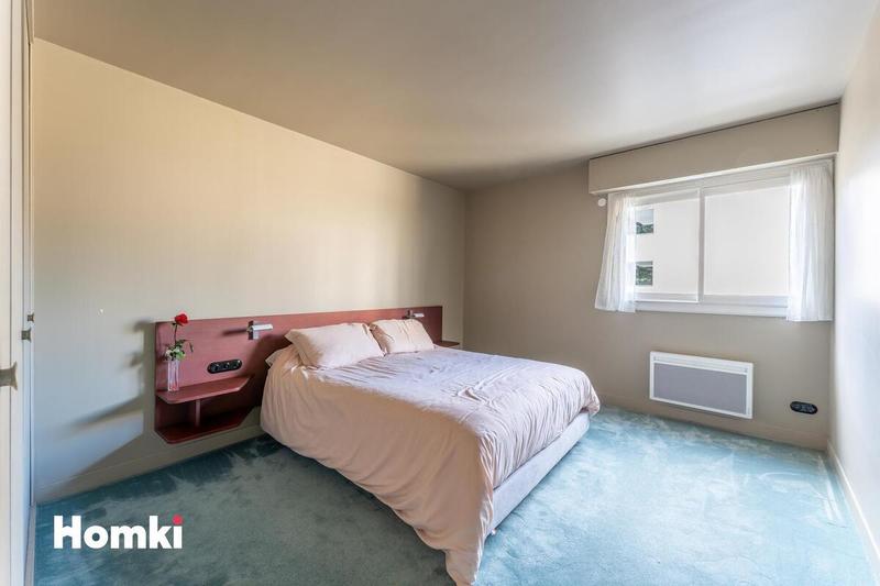 Appartement - 80 m² - 3 pièces