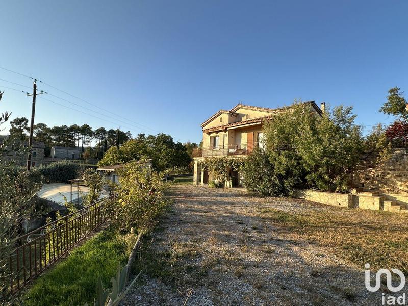 Maison - 175 m² - 6 pièces