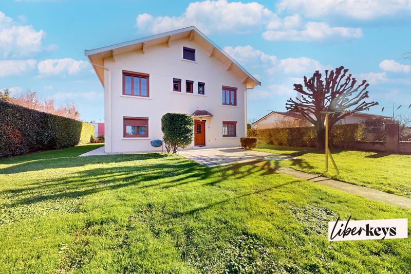 Maison - 152 m² - 6 pièces