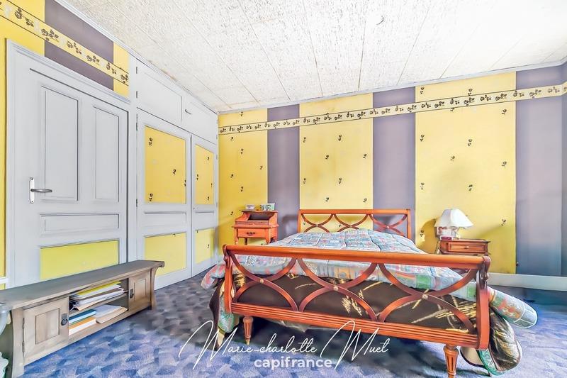 Propriété - 224 m² - 8 pièces