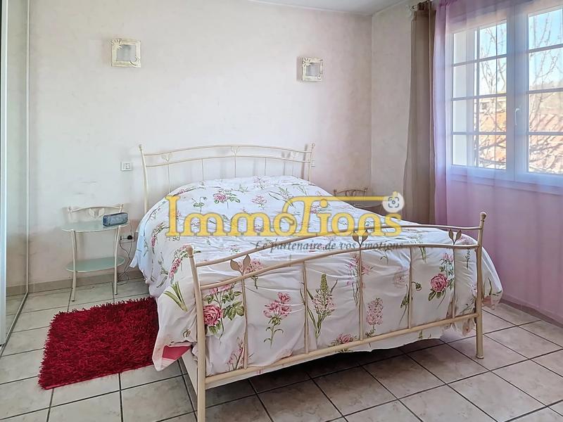 Villa - 200 m² - 6 pièces