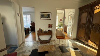 Appartement - 100 m² - 3 pièces