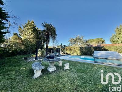 Maison - 253 m² - 5 pièces