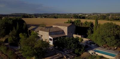 Mas - 486 m² - 19 pièces