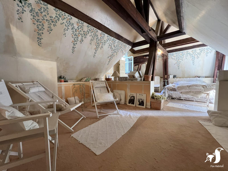 Maison traditionnelle - 182 m² - 6 pièces