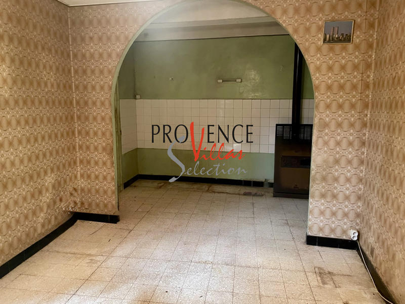 Maison traditionnelle - 140 m² - 6 pièces