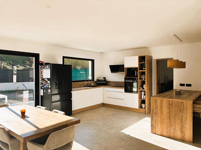 Maison - 100 m² - 4 pièces