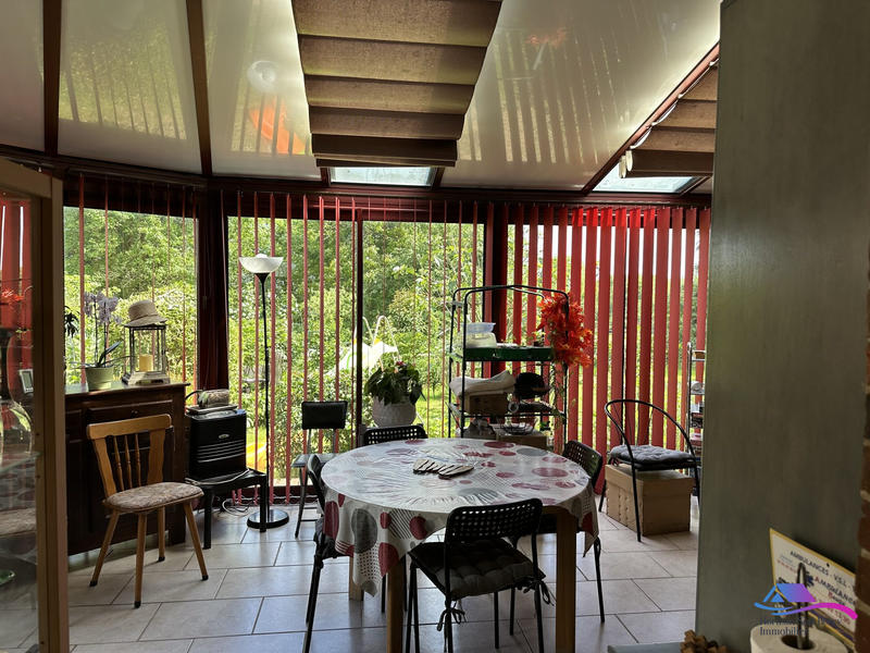 Maison - 98 m² - 5 pièces