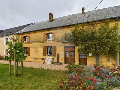 Maison - 180 m² - 8 pièces