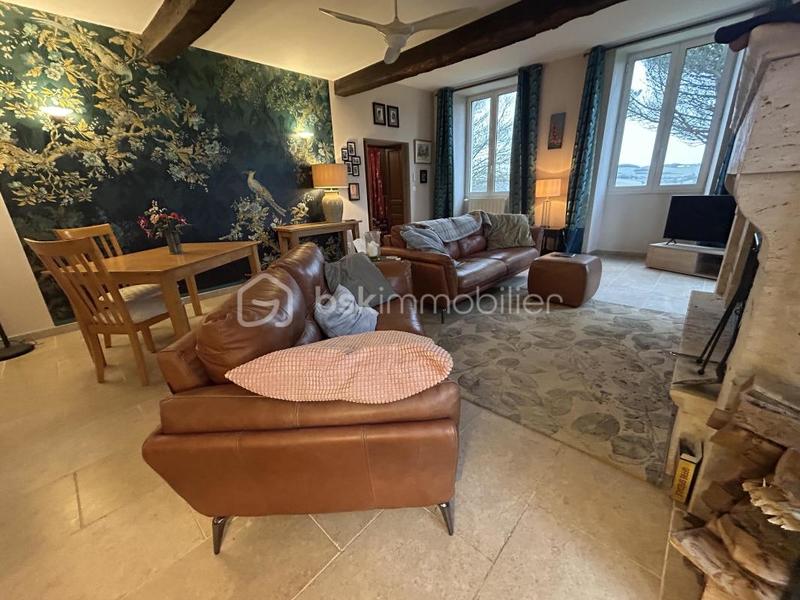 Maison en pierre - 250 m² - 8 pièces