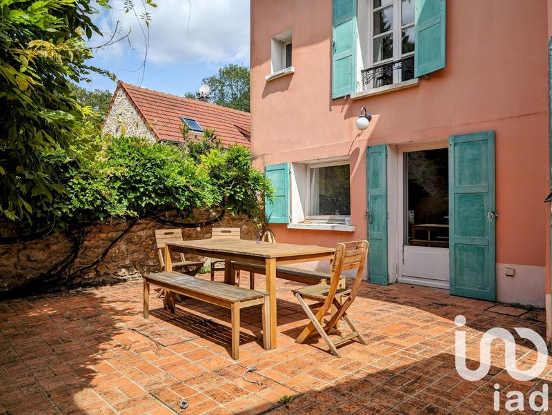 Maison - 105 m² - 5 pièces