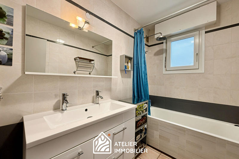 Maison - 112 m² - 5 pièces