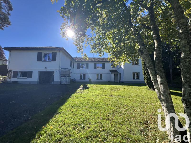 Maison - 361 m² - 12 pièces