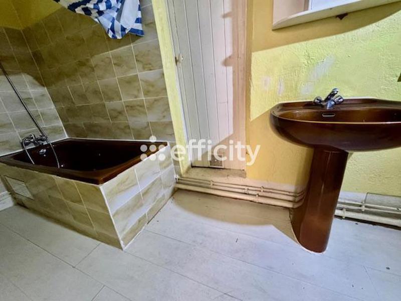 Maison - 77 m² - 4 pièces