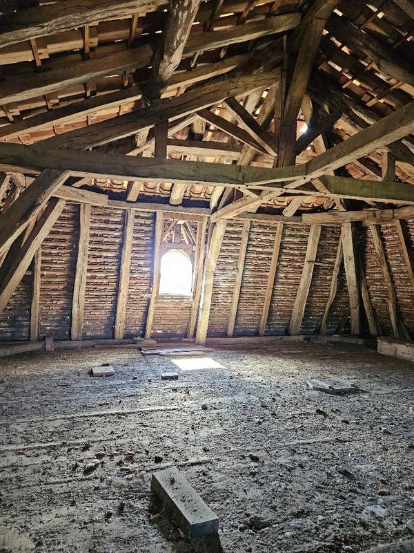 Demeure - 400 m² - 14 pièces