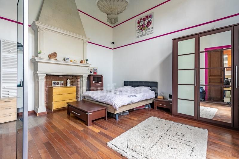 Maison - 250 m² - 7 pièces