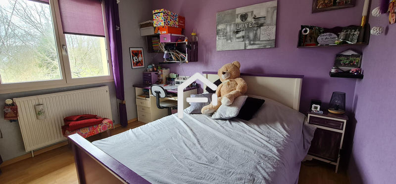 Maison - 225 m² - 8 pièces