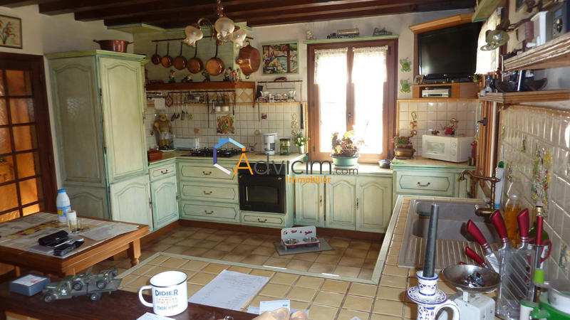 Maison - 210 m² - 6 pièces