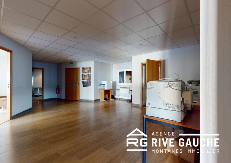 Local d'activités - 1 870 m²