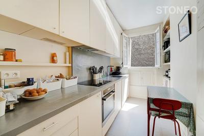 Appartement ancien - 113 m² - 5 pièces