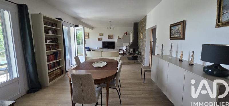 Maison - 200 m² - 6 pièces