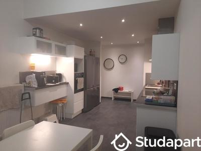 Chambre - 15 m² - 1 pièce