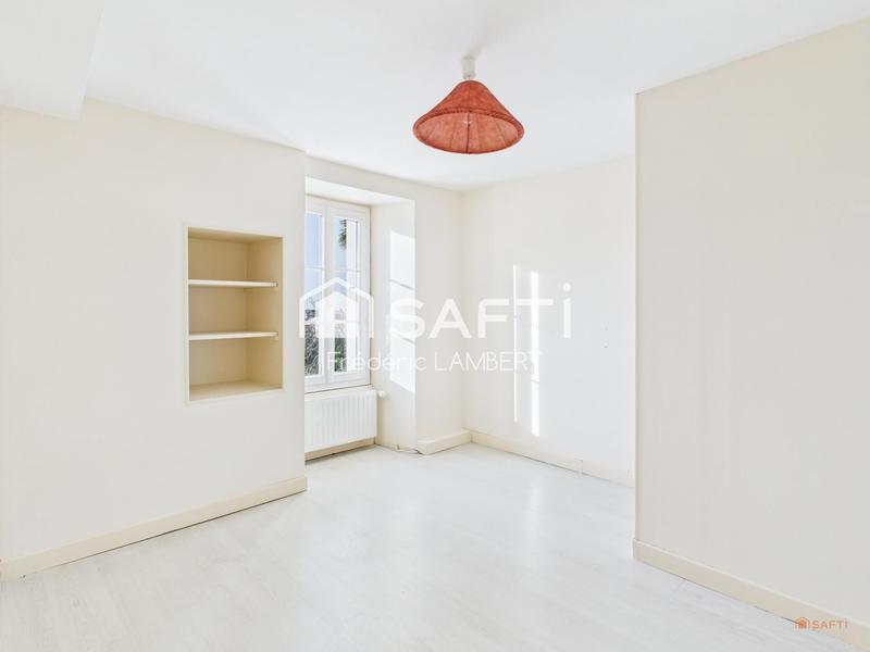 Maison - 100 m² - 5 pièces