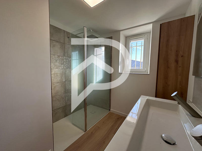 Maison de village - 99 m² - 6 pièces