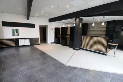 Local commercial - 136 m²